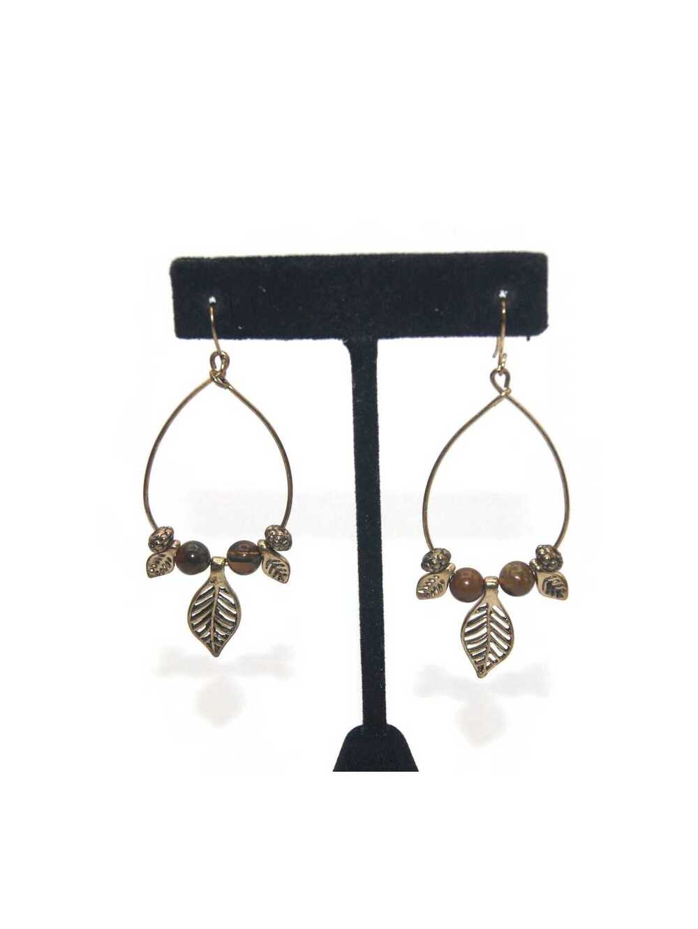 Vintage Gold Tone Dangle Teardrop Earrings with Brown Beads & Gold Tone Leaves.